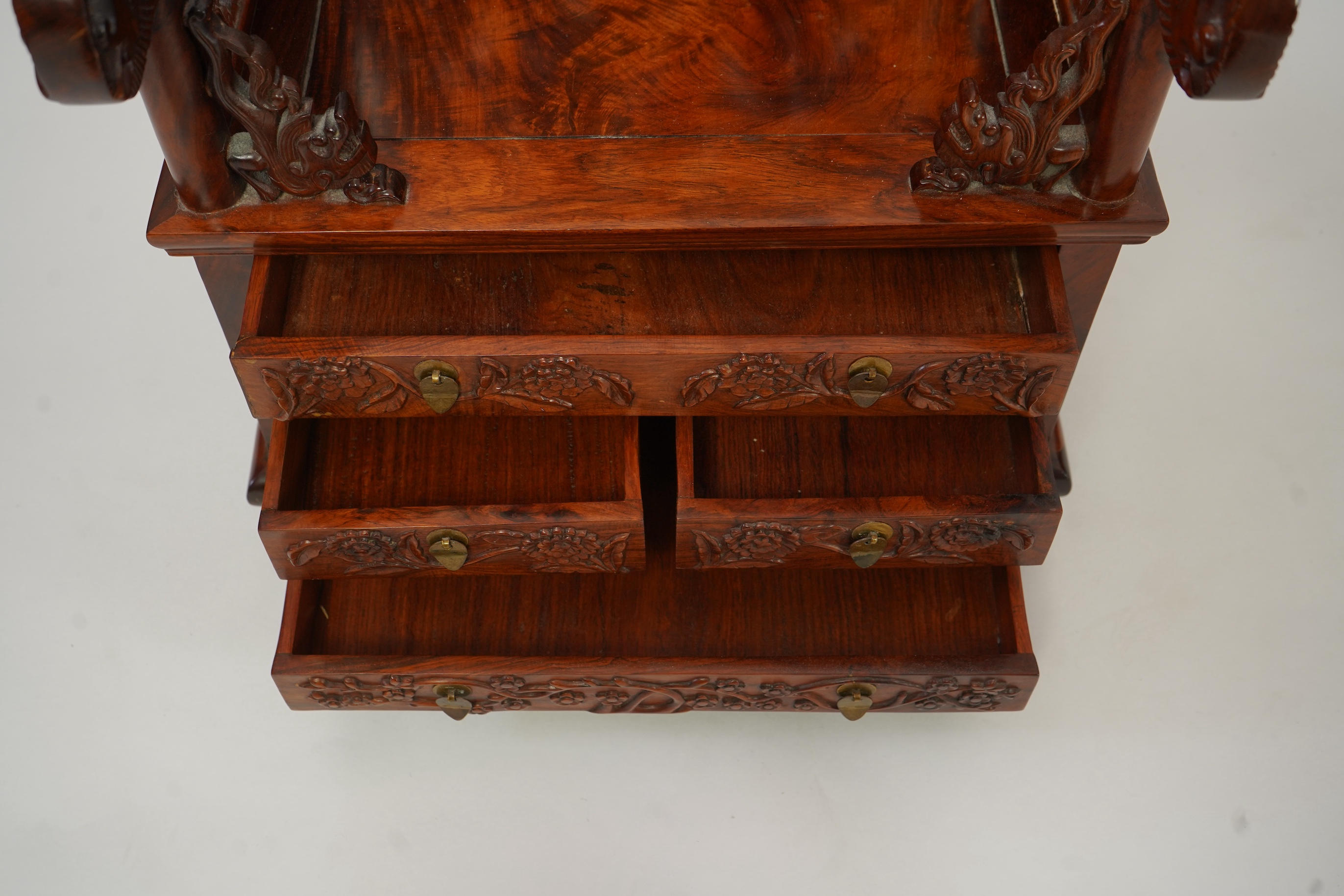 A Chinese huanghuali throne-shaped dressing cabinet, 20th century